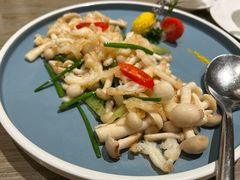 珊瑚菇炒蟹肉-和苑酒家·一线江景(星寰店)