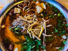 -老五鸡丝豆花面粉(瑞金北路68号院店)