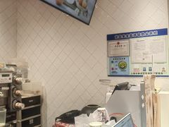 -DQ·蛋糕·冰淇淋(大宁国际商业广场店)