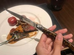-恰餐厅及酒吧 CHAR Bar & Grill (北京丽都皇冠假日店)