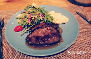 Angus 200-Day Grain-Fed Ribeye Steak