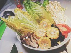 -汤城小厨•粤菜•靓汤(金宝街店)
