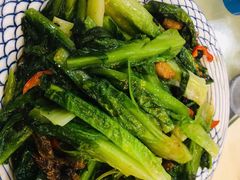 -渝君重庆火锅(嘉宾路店)