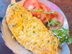 -Cuc Gach Quan Restaurant