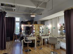 -壹人壹像工作室(购物公园店)