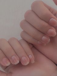 -爱美睫美甲会馆
