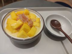 杨枝甘露-小团圆糖水铺(襄阳南路店)