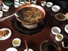 -朝伟清真铜瓢牛肉馆(三十年老·店)