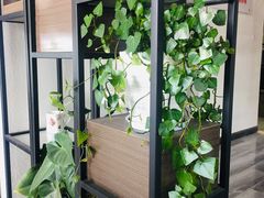 -视野联行眼镜蔡司·依视路官方授权店(顺城店)