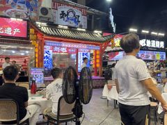 -刘姐啤酒鱼民族演艺餐厅(西街总店)