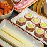 本地人排队吃的首家川派烤肉🆘肥肠芝士条香