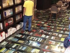 android_upload_pic-钟书阁(松江泰晤士小镇店)