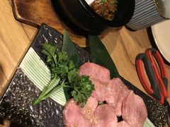 -炼火烤肉店