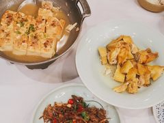 -围龙屋客家食府(福田店)