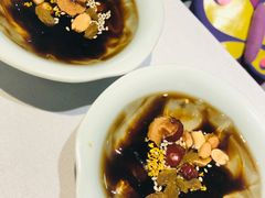 红糖桂花冰粉-山顶顶概念四川菜(黄埔大道店)