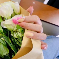 -纤纤玉手美甲美睫美容