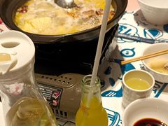 -松哥油焖大虾.小龙虾.黑鸭煲(海岸城店)
