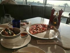 -Pizza Express(机场T1店)