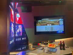 -密苏里·吖咪KTV火吧