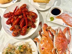 -四海一家自助餐(益田假日广场店)