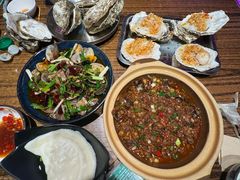 -蚝堡海鲜·威海菜·海肠捞饭·烧烤·亚洲吃蚝公司(幸福门店)