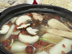 -花苑美食横琴生蚝火锅(拱北粤华路店)
