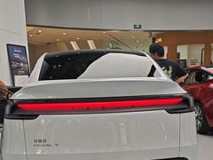 -TESLA 特斯拉(广州天环广场体验店)