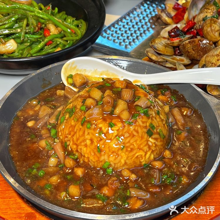 海肠捞饭不愧是招牌🥹四真的太香了 一口香到姥姥家！