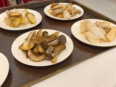 -天宜隆蘑菇宴火锅(石景山旗舰店)
