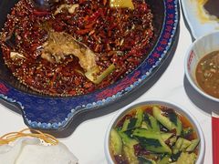 -何师傅美蛙鱼头(汉街店)