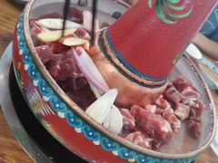 -毛辣果·贵州红酸汤牛肉火锅(西单店)