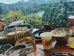 -包整·丝娃娃(一览甲秀楼风景店)