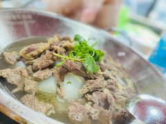 -大众跷脚牛肉馆·非遗传承单位(峨眉山店)