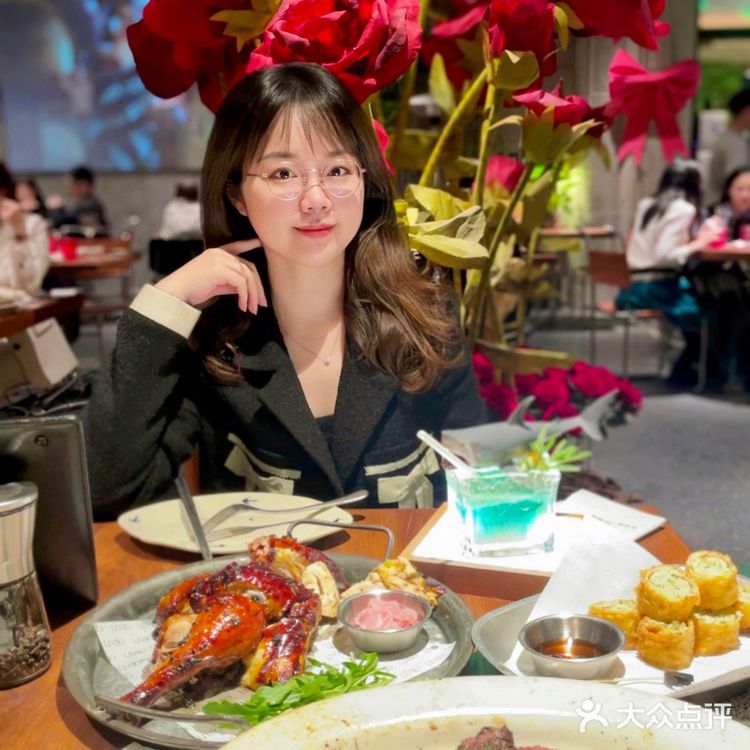 跟男朋友约会啦这家西餐厅太浪漫了!