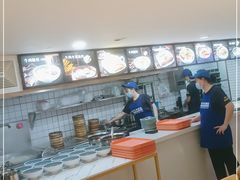 -老新隆牛肉锅贴(新街口店)