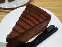 -藏猫猫咖啡主题馆(中央大道店)