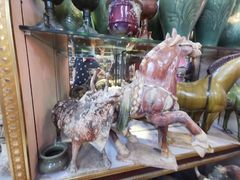 -源胜陶瓷玉石工艺街(康王中路)