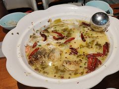 -鱼亨小鲜酸菜鱼(大信店)