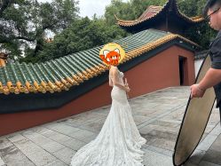 -雪中彩影婚纱摄影·微光艺术中心