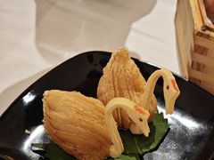 鲍鱼天鹅酥-白天鹅宾馆-玉堂春暖餐厅