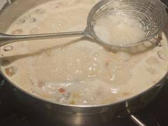 -尚尚仙·酸汤猪手·猪肚鸡火锅(华联万柳购物中心店)