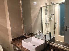 -上寓酒店公寓(原皇室堡酒店公寓)