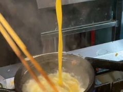 -有红鸡毛店·砂锅菜(抚琴夜市店)