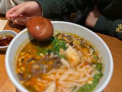 -SHAN山(前滩太古里店)