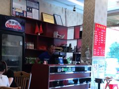 -邱芳粉店(迎宾大道旗舰店)