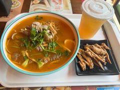 -何记花甲(海岸城旗舰店)
