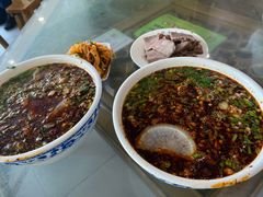 -吾穆勒蓬灰牛肉面·清真(北滨河中路店)