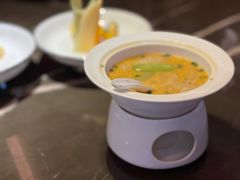 龙虾汤过桥花胶肚-海派悦庭·海胆烧麦·新融合菜(凯德广场店)