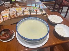 -香麒园·过桥米线·南湖雅宴