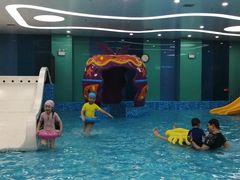 -Swim斯卫姆国际儿童游泳中心(红博中央公园店)